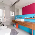Luxury Penthouse, Exclusive Design & Private Garage 公寓 *