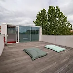 Luxury Penthouse, Exclusive Design & Private Garage *